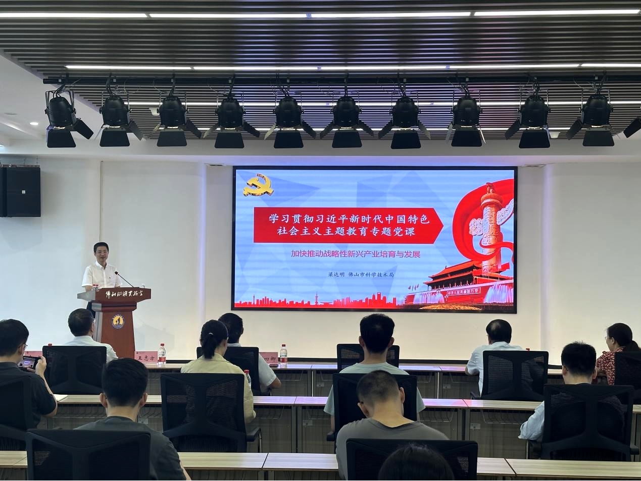 图片2.jpg 图片2.jpg